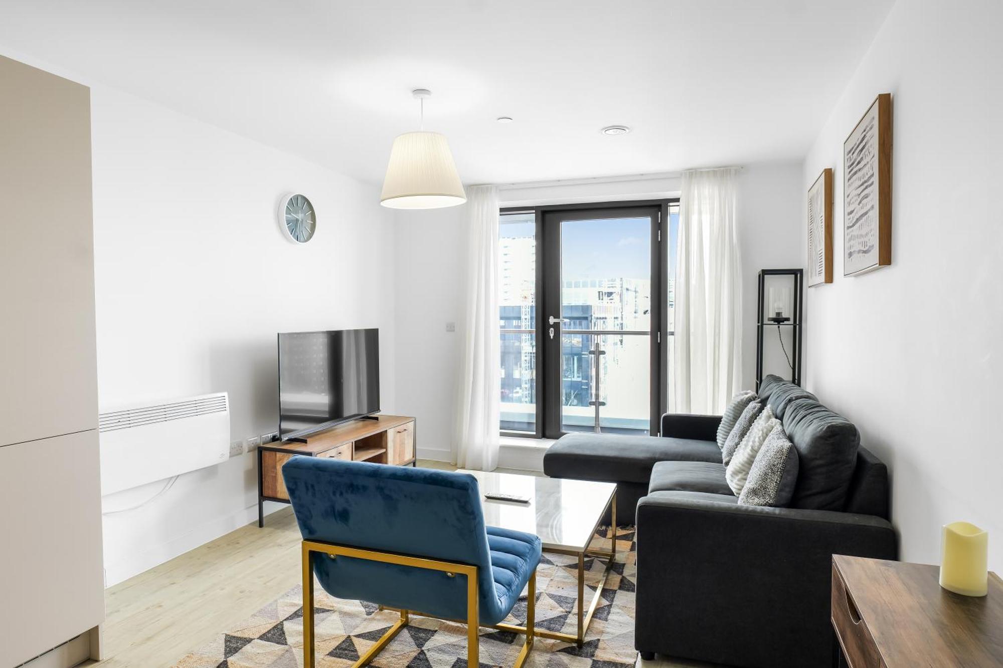 High Rise 2 Bedroom & 2 Bath Apartment With Parking, Balcony & Amazing View Манчестер Екстер'єр фото